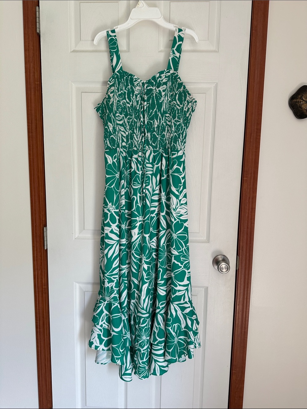 EUC Grace Karin Green and White Smocked Lined Floral  L